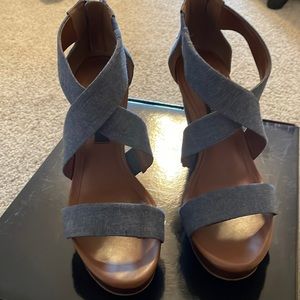 White House Black Market wedges size 6.5